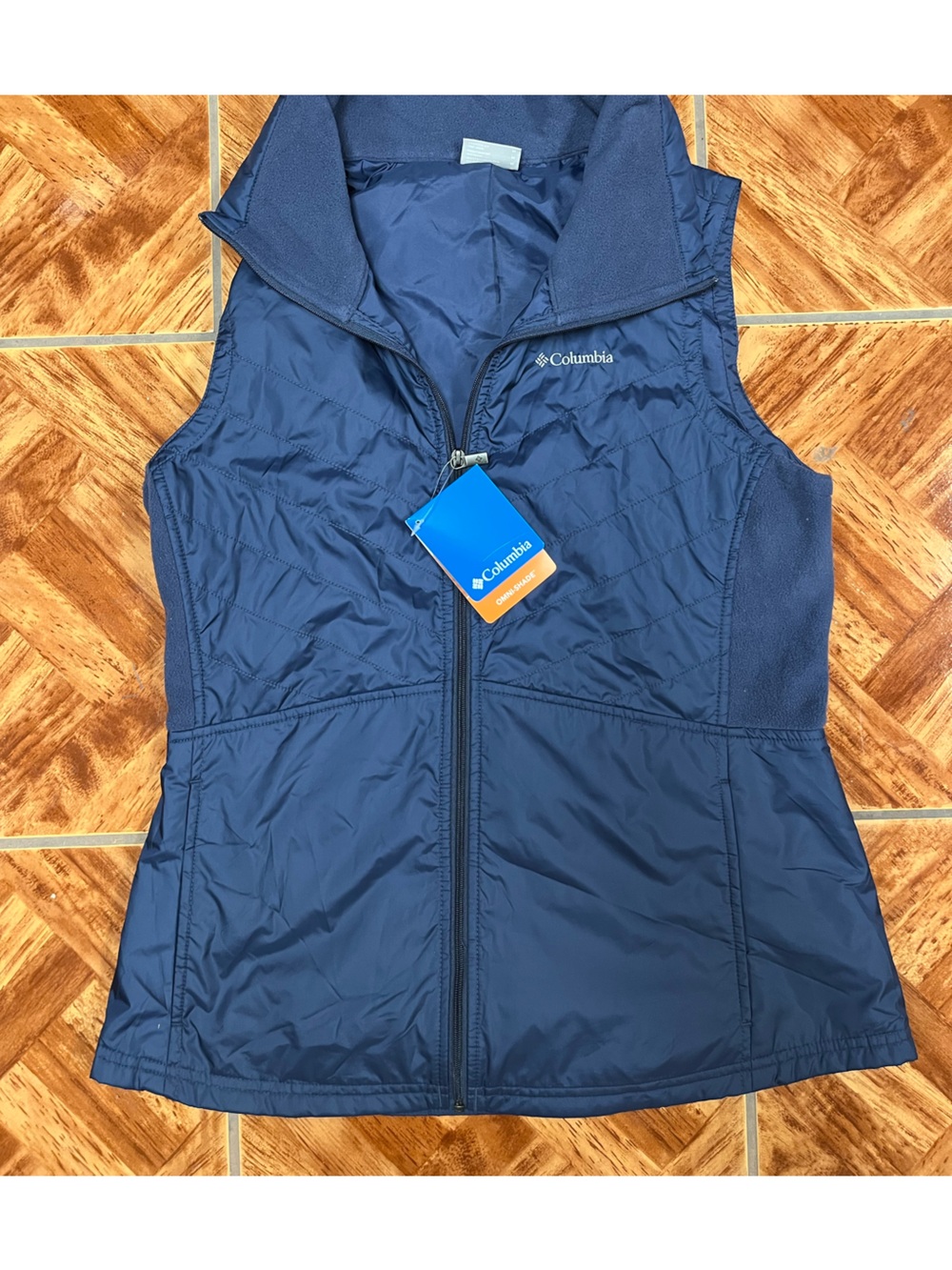 Columbia Women's Navy Quilted Shell Vest